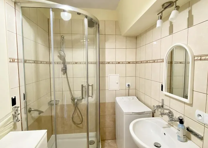 Avis Skwer Kosciuszki 21 * Gdyně